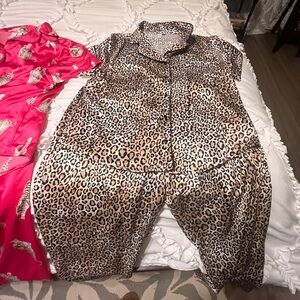 Joy Spun silk pajamas size Med 8/10